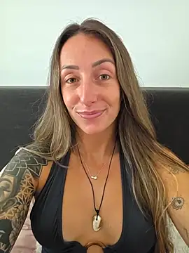 NicoleKaiser online show from July 17, 8:21 am