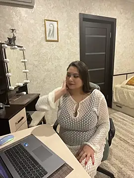 AgathaMyers online show from March 24, 3:06 pm