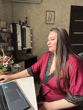 AgathaMyers online show from April 12, 9:14 am