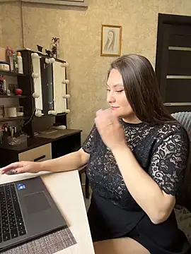 AgathaMyers online show from April 15, 7:59 am