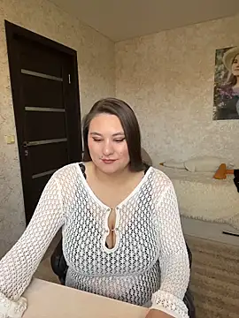 AgathaMyers online show from April 17, 6:27 am