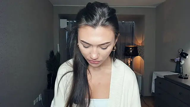 SookBurdin online show from April 2, 8:23 am