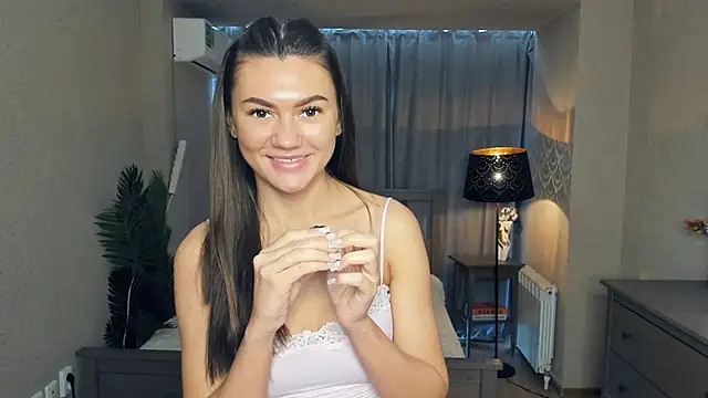 SookBurdin online show from April 12, 7:57 am