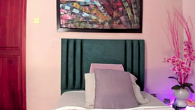 CloeRosell online show from April 14, 6:14 pm