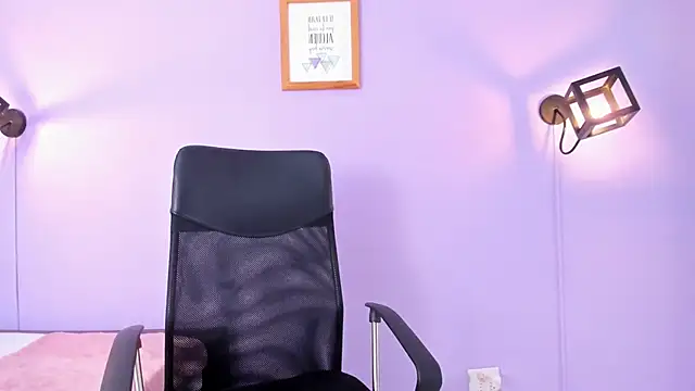 milliesummer online show from April 8, 12:16 pm