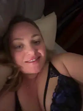 1SexyQueen online show from March 29, 6:46 am