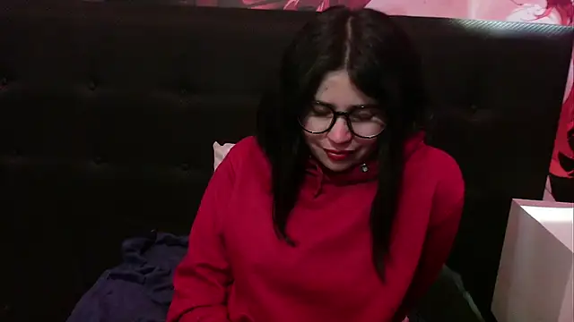 Cata black online show from March 28, 12:05 pm