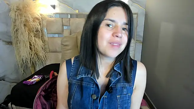 Cata black online show from May 26, 2:02 pm