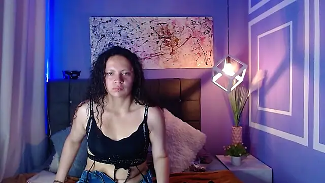 candy  fire online show from April 5, 2:36 pm