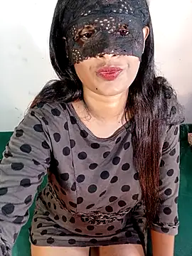 Kameeliya  online show from April 5, 6:05 pm