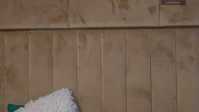 AllissonCameron online show from April 16, 9:39 pm