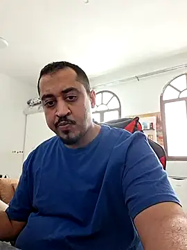 Layzie86 online show from April 17, 9:45 am