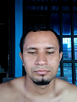 Snapshot of MiredCarabao chatting on April 17, 2:42 pm MiredCarabao online show from April 17, 2:42 pm