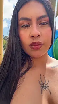 Kitty Bloom1 online show from March 29, 6:52 pm