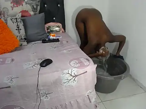 BootySoYummyX online show from April 7, 4:07 pm