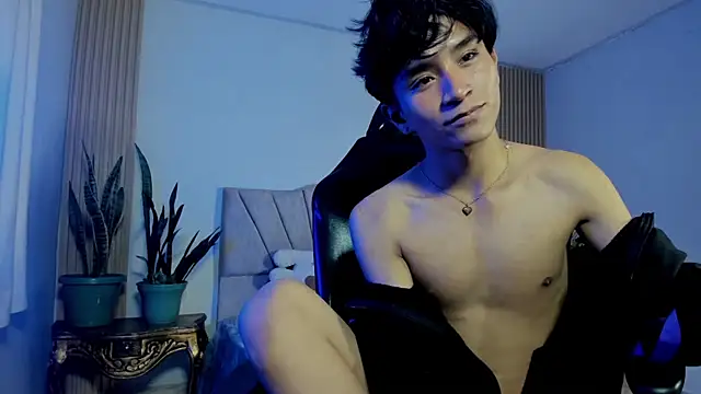 cococumps online show from April 1, 12:39 pm