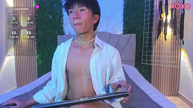 cococumps online show from July 11, 8:28 am