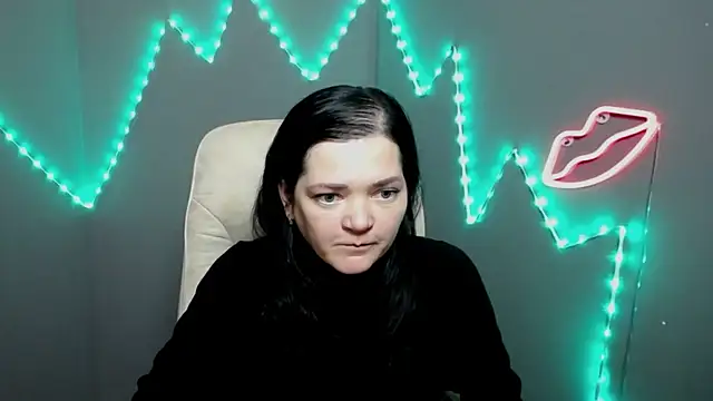 LauraFinn online show from March 20, 1:16 pm