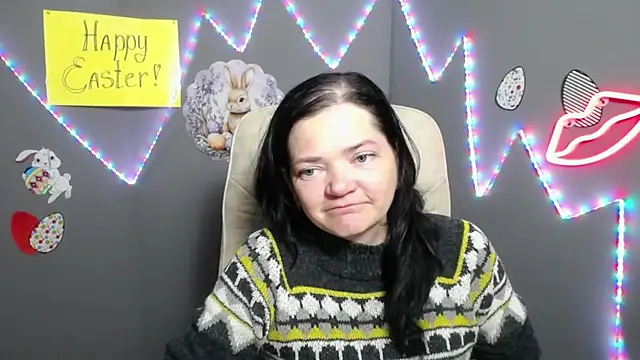 LauraFinn online show from April 1, 7:44 pm