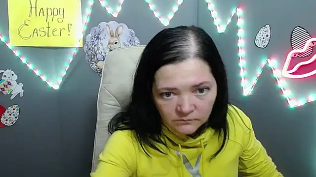 LauraFinn online show from April 2, 6:16 pm