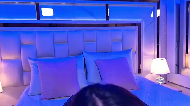 valeria sm online show from April 10, 11:59 am