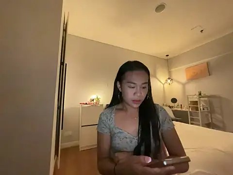 Ur topQeents online show from March 27, 11:04 pm