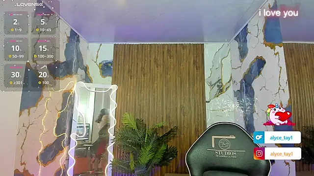 Alyce tay1 online show from April 15, 11:28 am