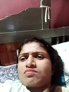 Leelaaji online show from April 4, 6:05 pm