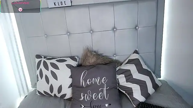 Kloe  watson online show from April 13, 9:20 pm