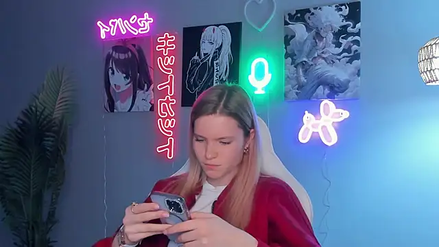 DelmaLasky online show from March 20, 12:54 pm