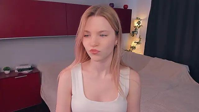 DelmaLasky online show from March 26, 11:16 am