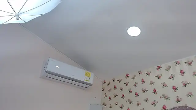 crystal watson0 online show from March 30, 1:23 pm