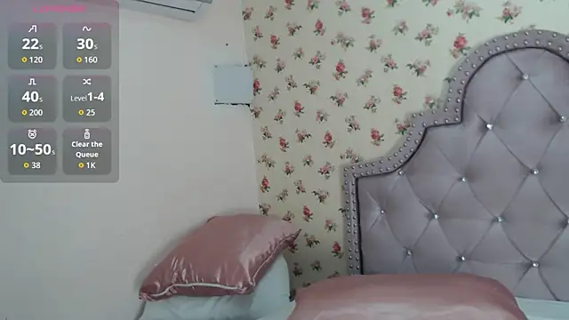 crystal watson0 online show from April 13, 12:54 pm