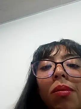 loveska4201 online show from April 3, 4:10 am