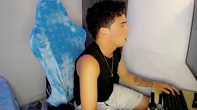 Mathias twinkk online show from March 27, 8:26 am