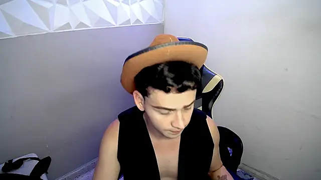 Mathias twinkk online show from April 12, 4:50 am