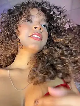 CurlyOopsieXXX online show from April 17, 9:40 pm