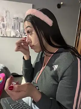 Ferrari Pink online show from April 18, 1:42 am