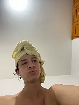 Emmyy Fantasy online show from April 14, 2:28 am