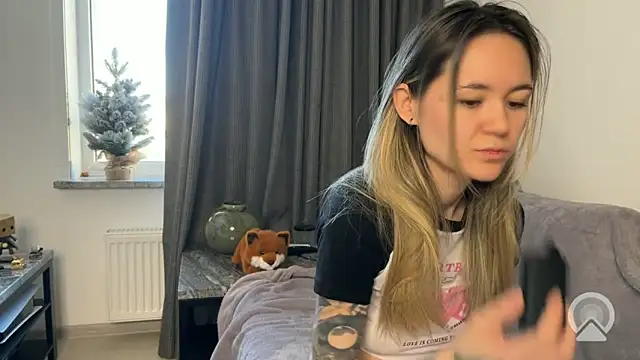 Zero  Calories  online show from April 9, 7:36 am