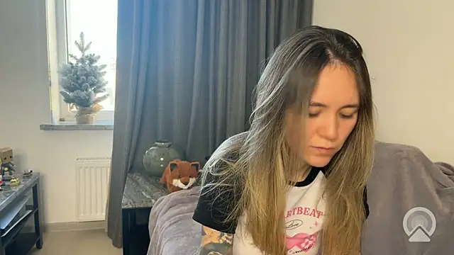 Zero  Calories  online show from April 10, 8:08 am