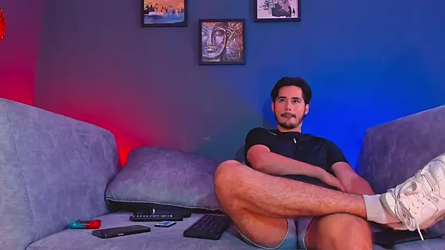 ReubenandScott online show from March 27, 9:03 pm