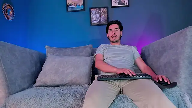 ReubenandScott online show from April 13, 1:05 pm