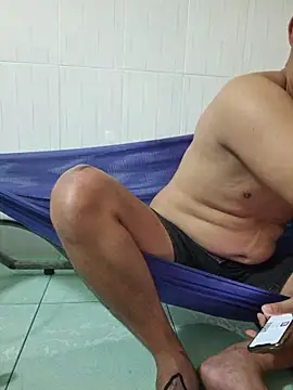 fuckboy656565 online show from April 11, 9:52 pm