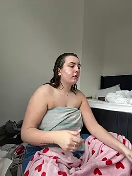 NaughtyNicolexxxx online show from March 31, 10:15 am