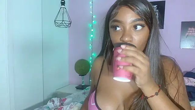 aisha laurent online show from March 27, 12:38 pm