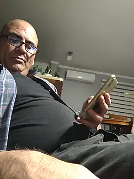 Snapshot of Guapo007sexy chatting on July 6, 3:47 am Guapo007sexy online show from July 6, 3:47 am