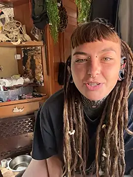 HornyHippy1 online show from April 10, 10:09 am