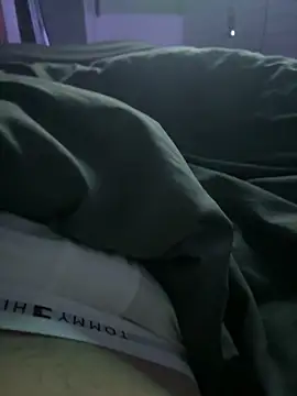 zoladj online show from April 9, 10:48 pm