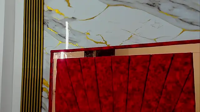 Tiana hots online show from April 14, 11:22 pm